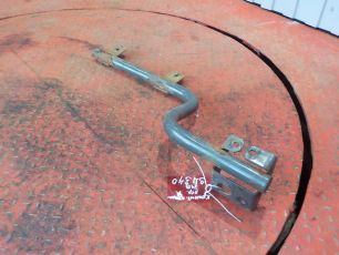 9303103558 MERCEDES Кронштейн крыла переднего