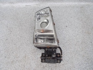 20713729 VOLVO Фара правая, № XF30884