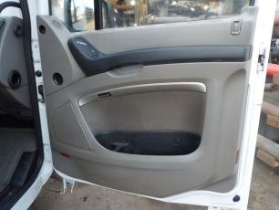1858149 DAF Обшивка двери