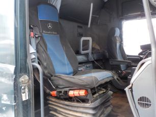 9439106601 MERCEDES Сиденье правое, № XF114678