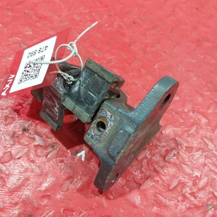 9304910615 MERCEDES Кронштейн глушителя, № XF478892