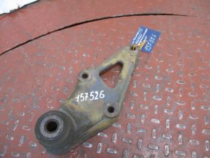 5010239229 RENAULT Кронштейн передней рессоры, № XF157526