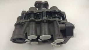 AE4560 KNORR Кран 4-х контурный