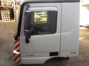 9437201405 MERCEDES Дверь левая, № XF328524