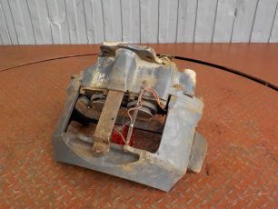 5001858404 RENAULT Суппорт левый, № XF210181