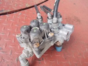 5010216965 RENAULT Кран 4-х контурный, № XF86926