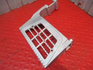 8723068SX STELLOX Кронштейн подножки нижней левой