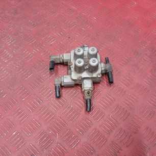 9347144000 WABCO Кран 4-х контурный, № XF449789