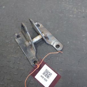 81437400218 MAN Кронштейн стабилизатора