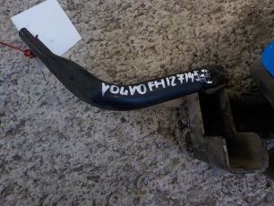 8144558 VOLVO Кронштейн подножки, № XF71457