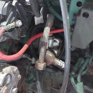 3986328 VOLVO Насос ГУР, № XF462213