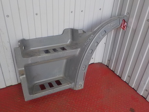 9436661401 MERCEDES Корпус подножки верхний левый, № XF250045