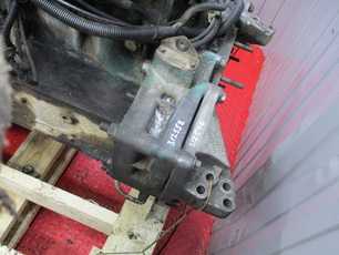 8193918 VOLVO Кожух маховика, № XF312558