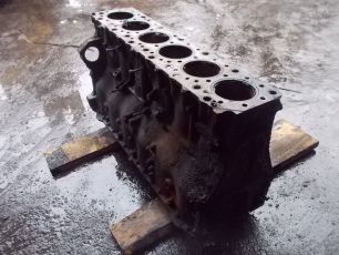 20451181 VOLVO Блок двигателя, № XF53209