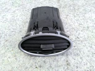 1677037 FORD Дефлектор воздушный, № XF27600