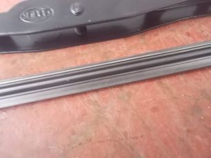 9XW204587281 HELLA Щетка стеклоочистителя