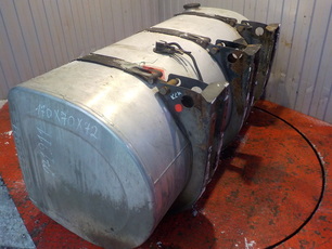 20367144 VOLVO Бак топливный, № XF271911