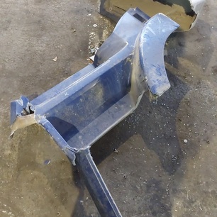 9416661901 MERCEDES Корпус подножки верхний левый
