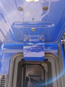20467152 VOLVO Петля бардачка, № XF380563