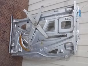 0007200246 MERCEDES Стеклоподъемник левый, № XF49503