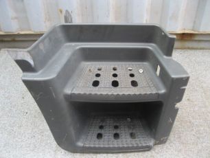 500375431 IVECO Корпус подножки нижний правый, № XF7172