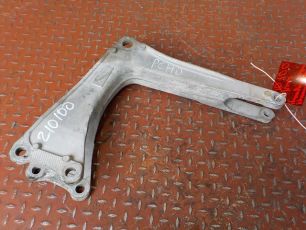 5010552098 RENAULT Кронштейн цилиндра подъёма кабины, № XF210100