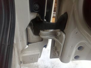 81626906046 MAN Петля двери нижняя правая, № XF324270