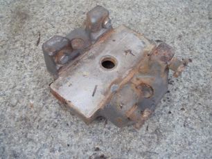 20759613 VOLVO Проставка полурессоры, № XF21630