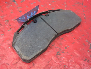 7421496555 RENAULT Колодки тормозные, № XF247756