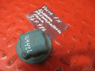 1674083 VOLVO Крышка расширительного бачка, № XF364486
