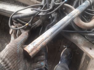 7422192021 RENAULT Кронштейн крыла заднего