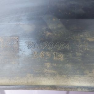 20529484 VOLVO Корпус подножки верхний правый, № XF413019