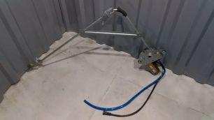 T11002001 TOPCOVER Стеклоподъемник правый