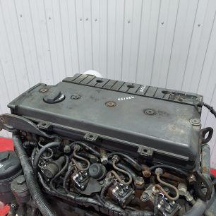 9040100630 MERCEDES Клапанная крышка, № XF437199