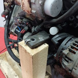 9062230501 MERCEDES Кронштейн двигателя, № XF437262