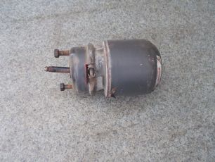 5001848402 RENAULT Энергоаккумулятор, № XF22089