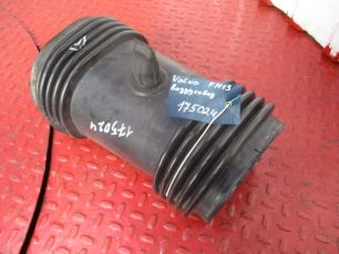 21199194 VOLVO Гофра воздуховода, № XF175024