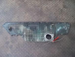 8148322 VOLVO Крышка двигателя, № XF38123