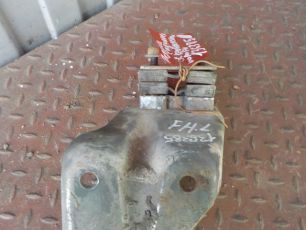 1665309 VOLVO Подушка радиатора, № XF136385
