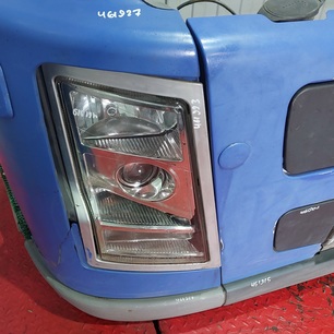 20467371 VOLVO Накладка фары правая, № XF461923