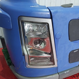21001649 VOLVO Фара правая, № XF461919