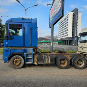 Изображение грузовика