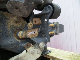 7420560925 RENAULT Кронштейн ролика натяжителя, № XF288305