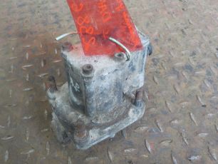 1315693 DAF Клапан ускорительный, № XF238623