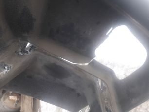 20529484 VOLVO Корпус подножки верхний правый, № XF399654