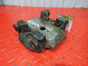 5010383083 RENAULT Проставка полурессоры