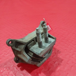 WG9925590380 SITRAK\HOWO Подушка двигателя