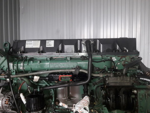 21337975 VOLVO Головка блока, № XF352028
