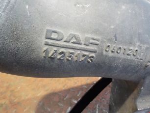 1425173 DAF Патрубок интеркулера, № XF57044