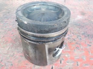 1398785 DAF Поршень, № XF104407